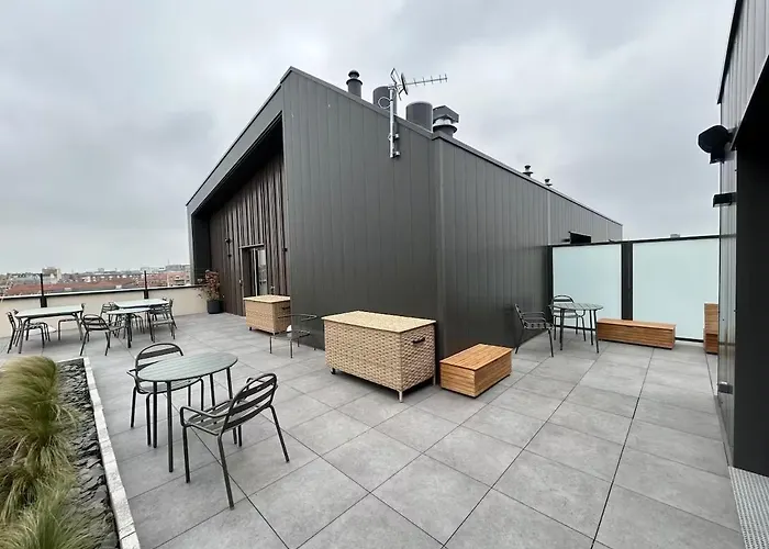 Sharies Equipe C201 Апартаменты